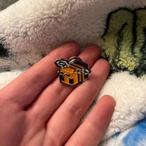 Ysabelle added a photo of their purchase