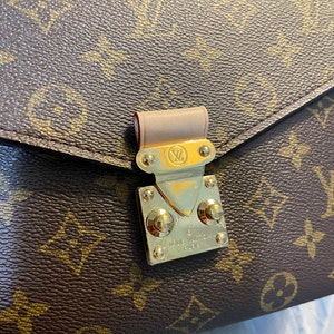 LOUIS VUITTON Pochette Metis and How To Protect Gold Hardware Louis Vuitton  Hardware Protectors to Prevent Scratches.