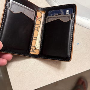 2つ折り財布　コードバン　ハンドメイド　￼ 完成品 Horweenシェルコードバン二つ折り財布 フルコードバン 総