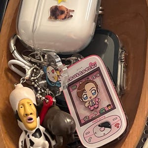 Beatriz added a photo of their purchase