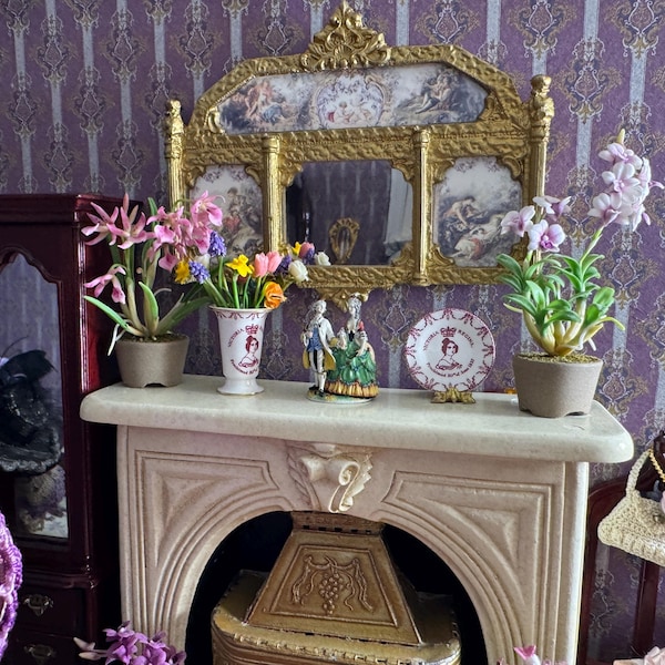 Miniature Wreath, Miniature Decor, Dollhouse Accessories, Dollhouse ... - Decorating With Miniature Items
