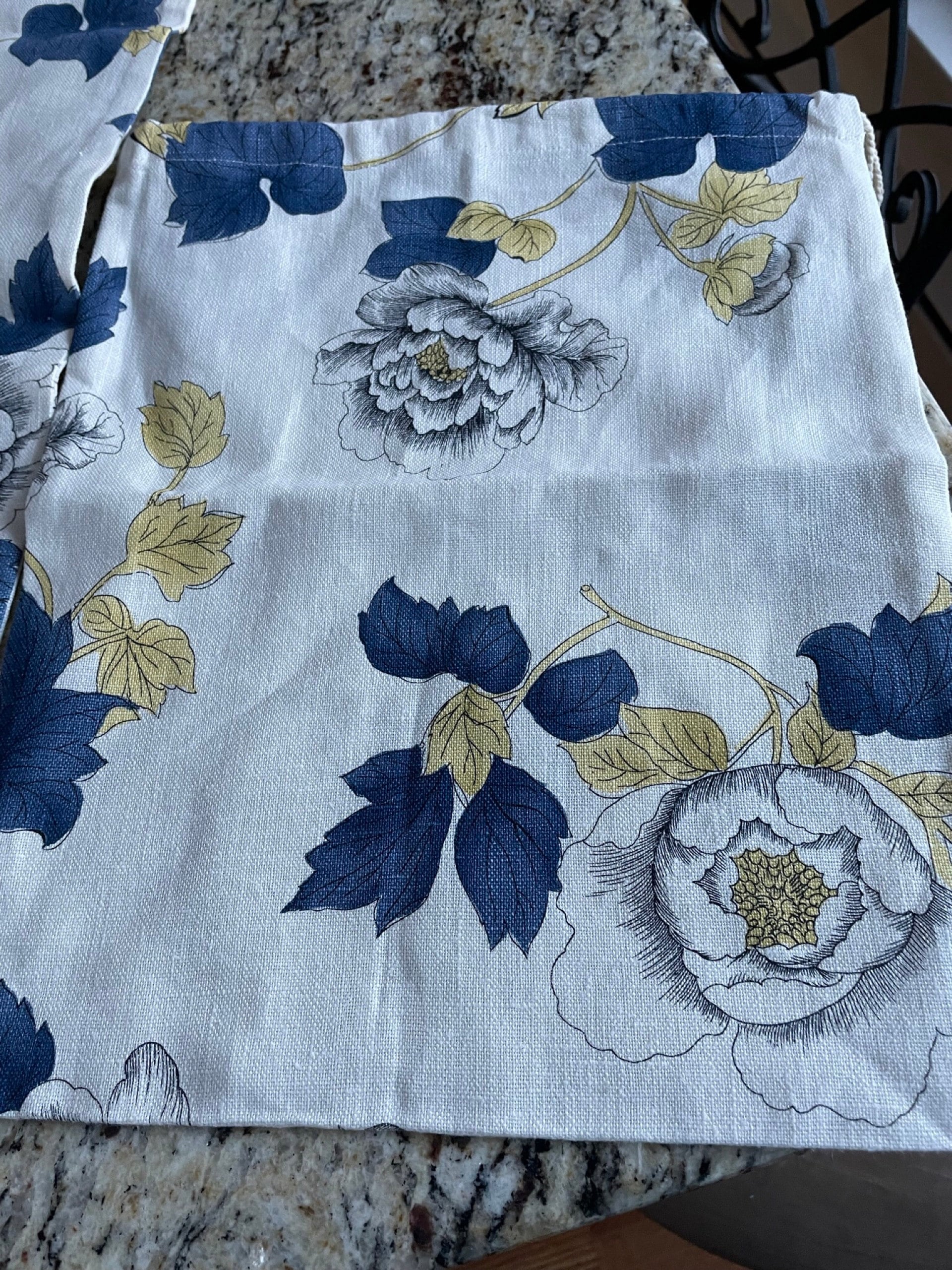 Linen Bread Bag, Bread Bag for Homemade Sourdough Bread, Reusable Produce Bag, Food Storage, Made in USA, Bread Baker Gift