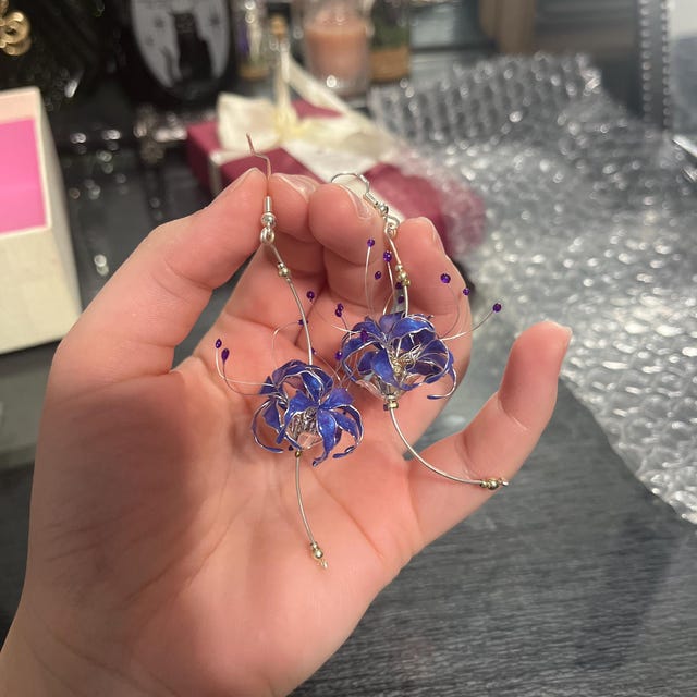 Handmade Japanese Kanzashi Earrings,glass Resin,spider Lily Handmade Japanese Kanzashi Earrings,glass Resin,spider Lily