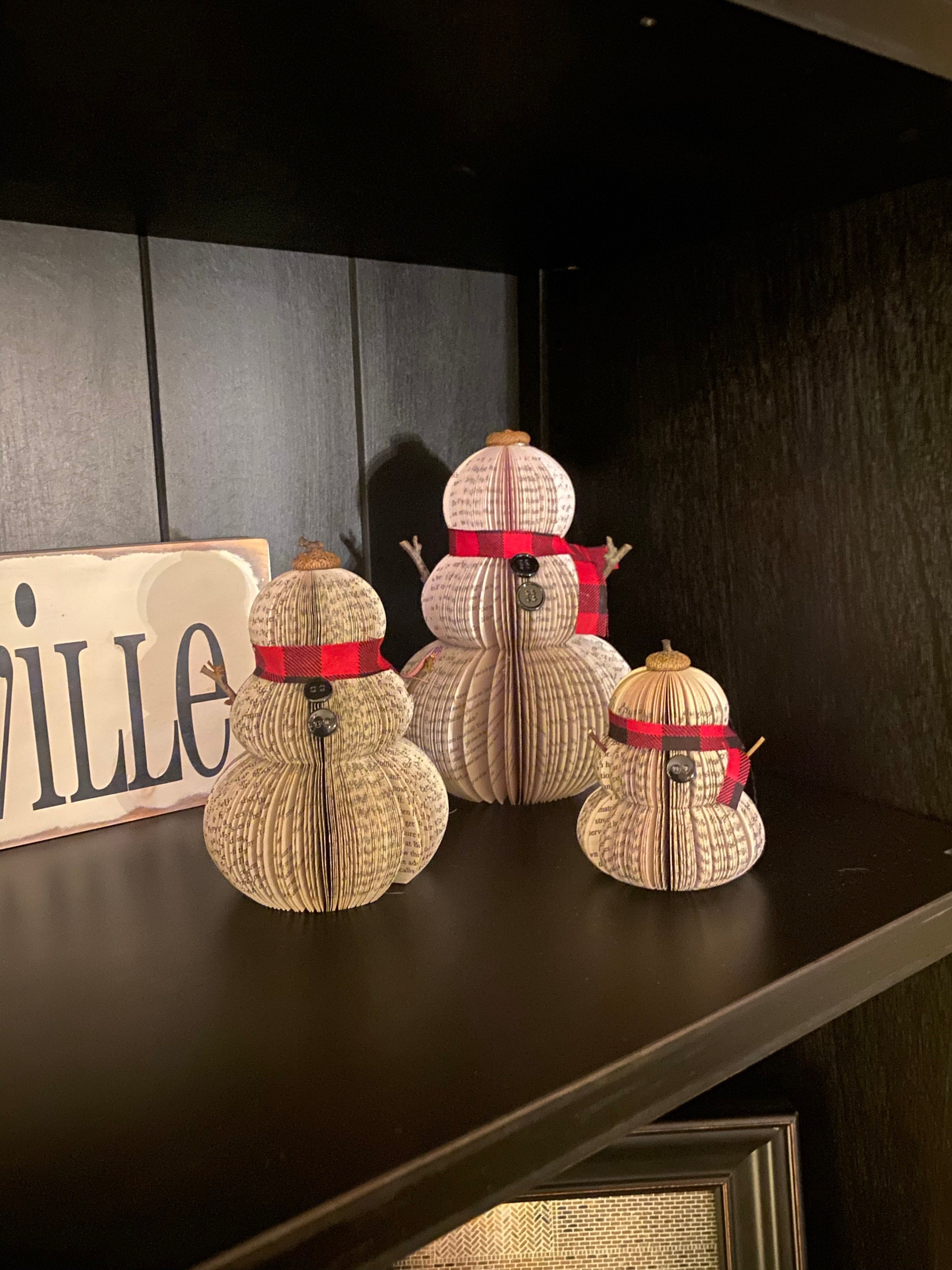 Book Snowman-Christmas Decor-Holiday Decor-Christmas Decoration-Christmas Gifts-Book Exchange-Winter Decor-Teacher Gift-Gift for Mom