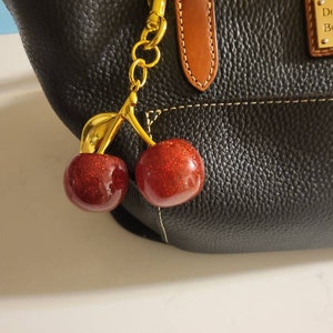 Duendhd Bijou De Sac Cerise Et Porte-Clés, Accessoire De Sac à Main - Complément De Mode Parfait Pour Le Style Et Le De Toutes Les Jours, Léger