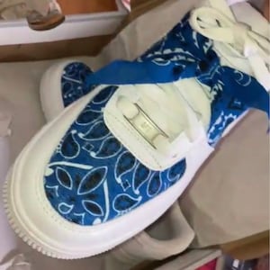 Rileigh added a photo of their purchase