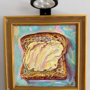 インパスト技法を用いたパンとバターの油絵：小さなキッチンフード
