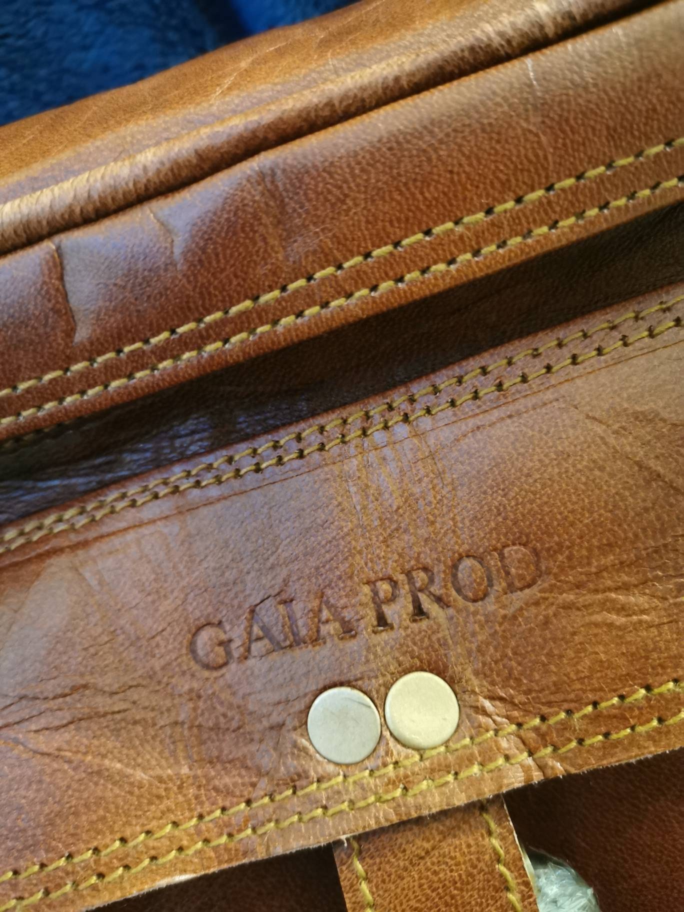 Personalised Leather Camera Bag - Handmade Christmas Gift for Keen Photographer, Dad, Son, Unisex. Pure Vintage Style.