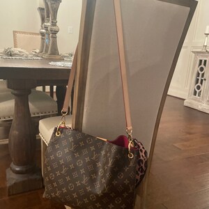 lv graceful crossbody strap