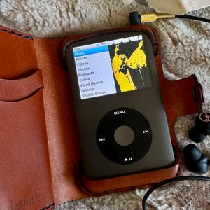 Ipod Classic Leather Wallet Case 4th Through 7th Gen 20gb Thru
