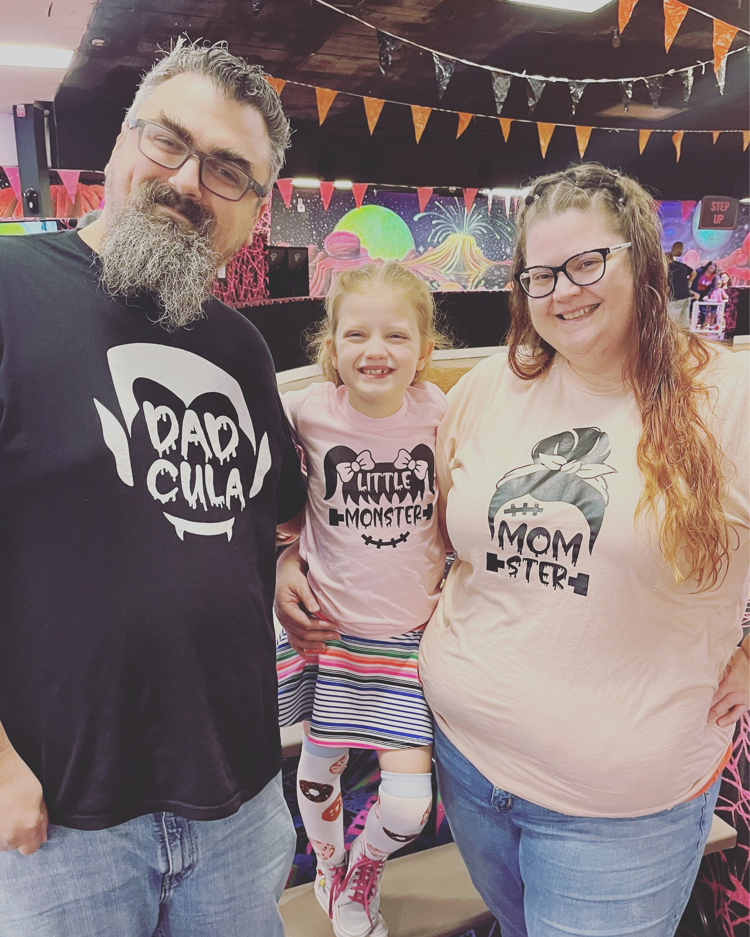 Dadcula Momster Halloween Family Group Matching Shirt ,Scary Halloween Costume Gift For Halloween Family Matching Tees, Halloween Kids Shirt