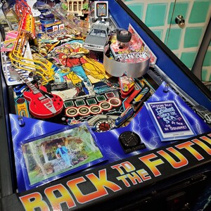 ドックブラウンのオールメタルサングラス + アラマナック バック・トゥ