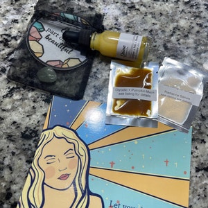 Maritsabel added a photo of their purchase