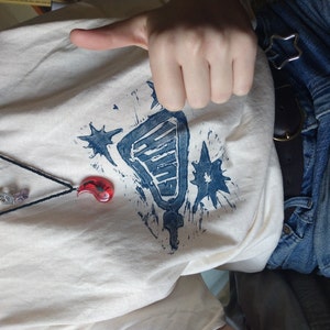 Davies added a photo of their purchase