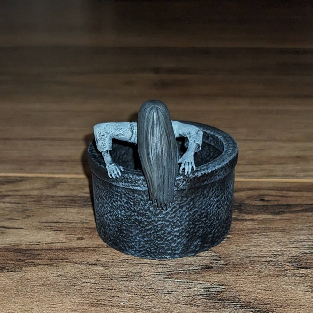Samara Morgan - the Ring - for Lemax Spooky Town, Dept. 56 Samara Morgan - the Ring - for Lemax Spooky Town, Dept. 56