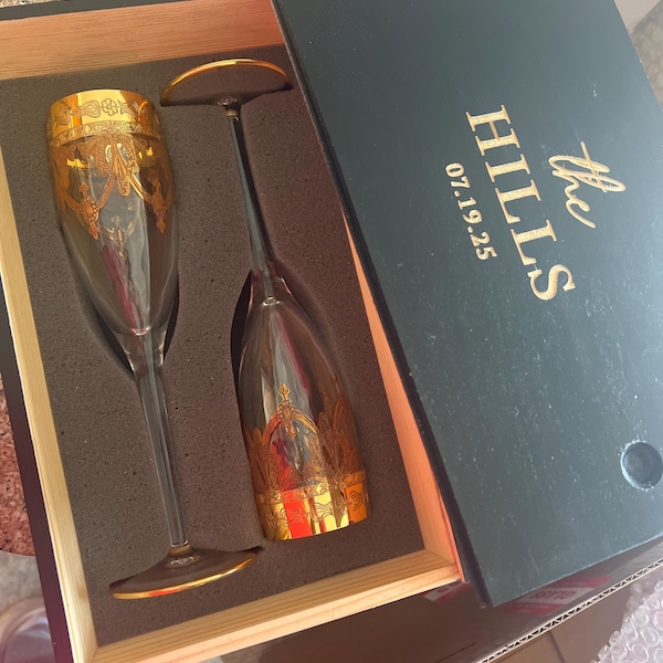 Mr. & Mrs. - Gift Boxed 7 oz Glass Toasting Flute Set main image 1