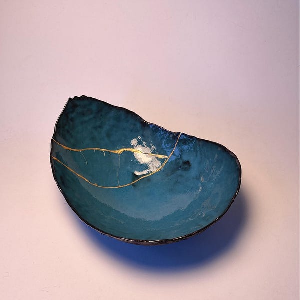 PLEARTY Kintsugi Repair Kit - 50ml Food Safe Linseed Resin Dishwasher Proof - 60g Metallic Gold Mica Powder - 2 Practice Cups 15-page Guide