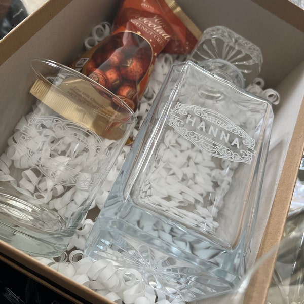 Whiskey Decanter Set With Glasses, Whiskey Glasses, Personalized Whiskey Decanter, Groomsmen ...