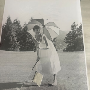 AUDREY HEPBURN Golf Photo Picture CELEBRITY Photograph