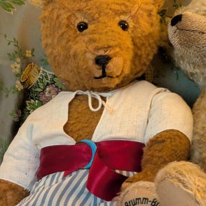 leonie added a photo of their purchase
