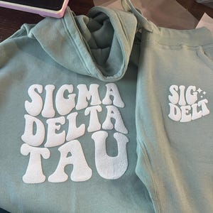 Jodi added a photo of their purchase