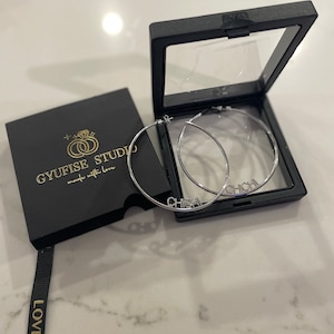Anna added a photo of their purchase
