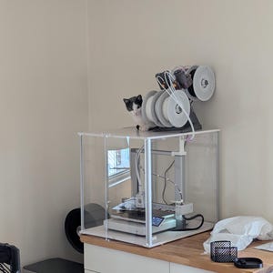 FNATR - Carcasa Para Impresora 3D Bambu Lab A1 Con AMS Lite, Recorte Para Ventilación, Dimensiones Internas 497 X 611 X 536 Mm (XYZ