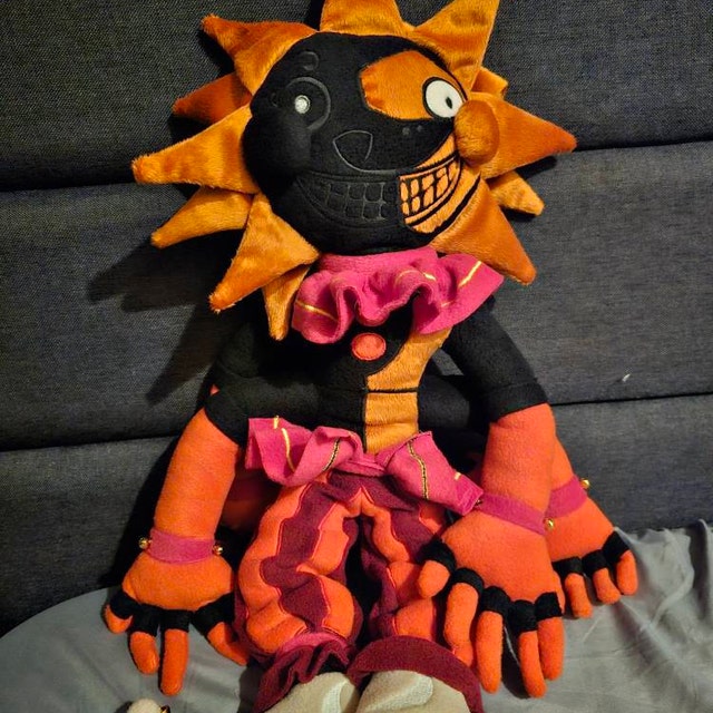 Five Nights at Freddy's Peluche Ruined Eclipse 22cm