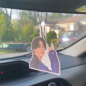 Shannan added a photo of their purchase