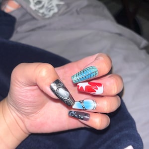 Hannah added a photo of their purchase