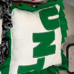 Kaytlin added a photo of their purchase