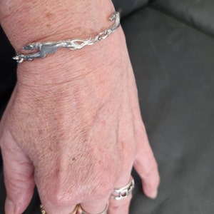 Etsy のお客さま さんが購入した商品の写真を追加しました