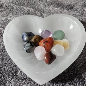 Beginners Crystal Kit, 10 Pcs in Velvet Pouch - Most Popular