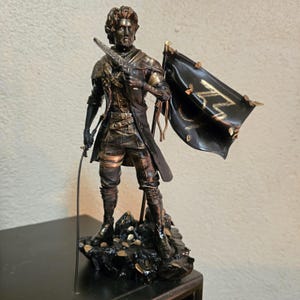 Figurine Gustave – Collection Clair Obscure – Expédition 33