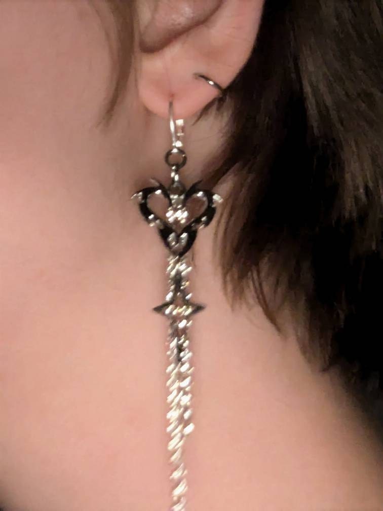 Angel Earrings | Alt Jewelry | Soft Grunge | Y2K Style | Silver Drop Earring | Gift for Girlfriend | 90s Style | Kpop Earrings