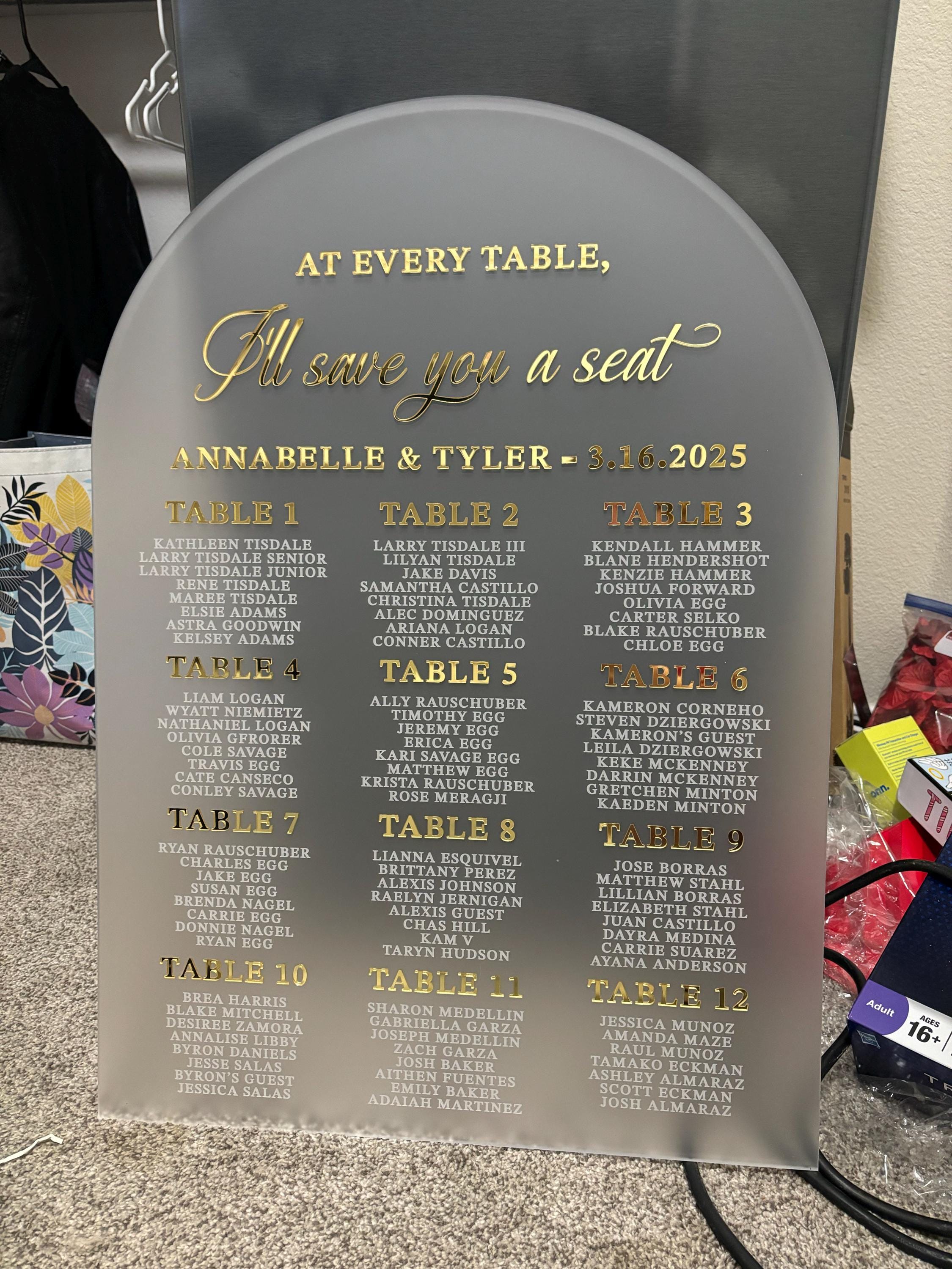 Sitzplan für die Hochzeit – Acryl-Sitzplan – Tisch-Sitzplan – Alphabetischer Sitzplan – Sitzplanschild