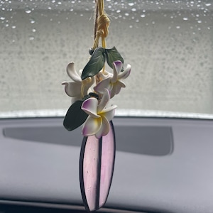 Victoria added a photo of their purchase