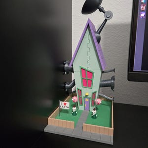Taber added a photo of their purchase