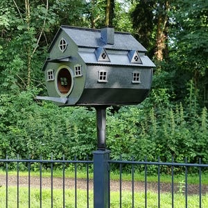 Günter added a photo of their purchase