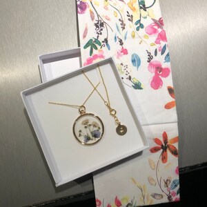 Chanel hat ein Foto des gekauften Artikels hinzugefügt
