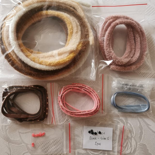 Kit De Manualidades Con Limpiapipas Gigantes - 23 Piezas Para Hacer Animales (conejo Y Perros)