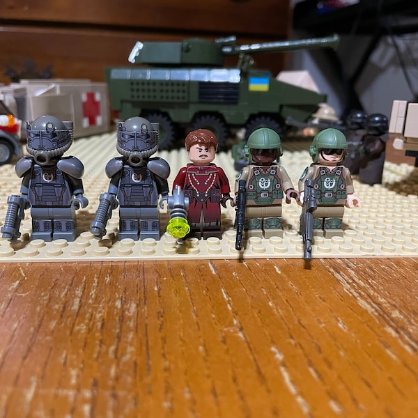 Post-apoc Desert Ranger Custom Construction Toy Figures - Etsy