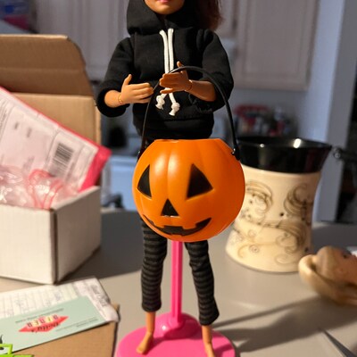 12 Scheletri In Miniatura Di Plastica Beige Per Halloween - Per Diorami, Case Delle Bambole E DIY - Foto 4