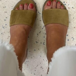 Enjoli added a photo of their purchase