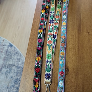 Lanyard Strap Keychain, Floral Key Holder, ID & Badge Holder, Keychain Lanyard, Mexican Lanyard for keys, Artisanal Lanyard