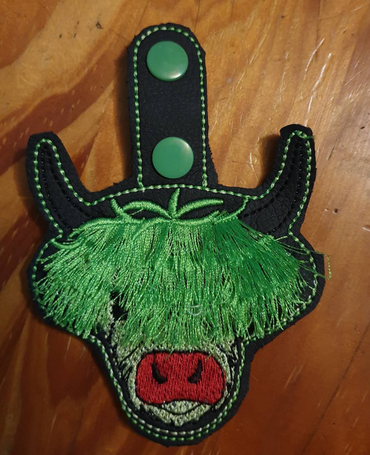 Fringed Highland cow keychain key fob snap tab in the hoop machine embroidery designs ITH project Awesome fluffy fur cow kids backpack tag