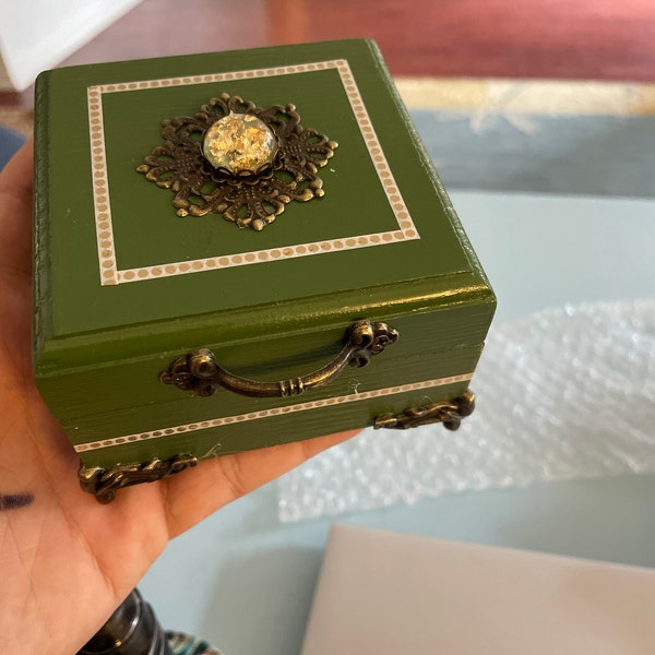 Small Moss Green Victorian Style Trinket Box, Green Keepsake Box, Green ...