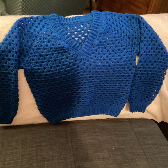 CROCHET PATTERN & Video/granny Pop V-neck Crochet Sweater, Granny Stitch Crochet, Sizes Xs-5x, Top-down Construction, One Piece, Seamless - Etsy CROCHET PATTERN & Video/granny Pop V-neck Crochet Sweater, Granny Stitch Crochet, Sizes Xs-5x, Top-down Construction, One Piece, Seamless - Etsy