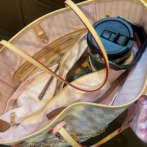 Anastasia added a photo of their purchase