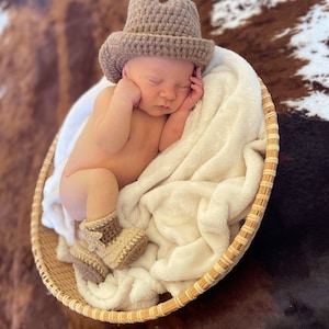 Alyssa added a photo of their purchase